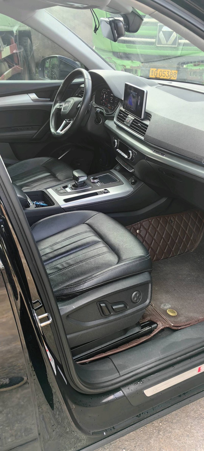 安顺20年奥迪Q55