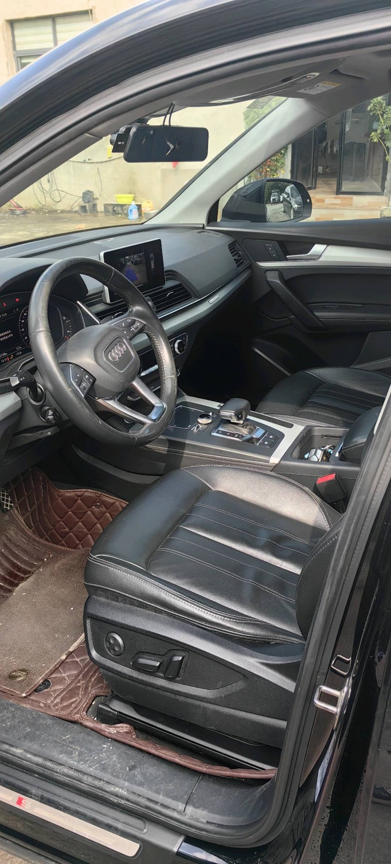 安顺20年奥迪Q56