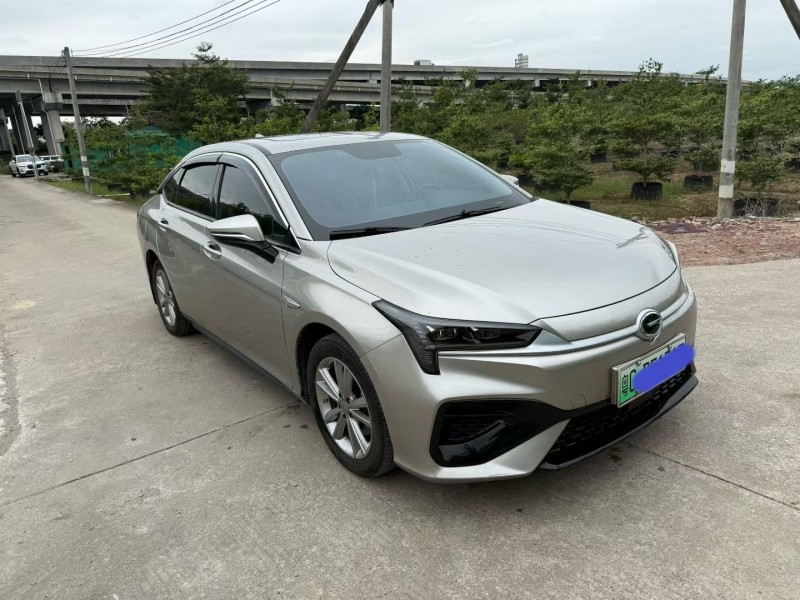 中山23年传祺埃安S2