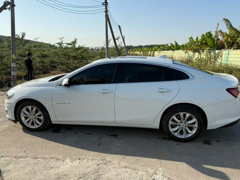 中山21年雪佛兰迈锐宝5