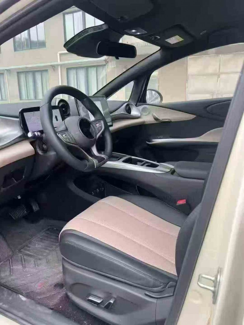 汕头25年比亚迪海豚6