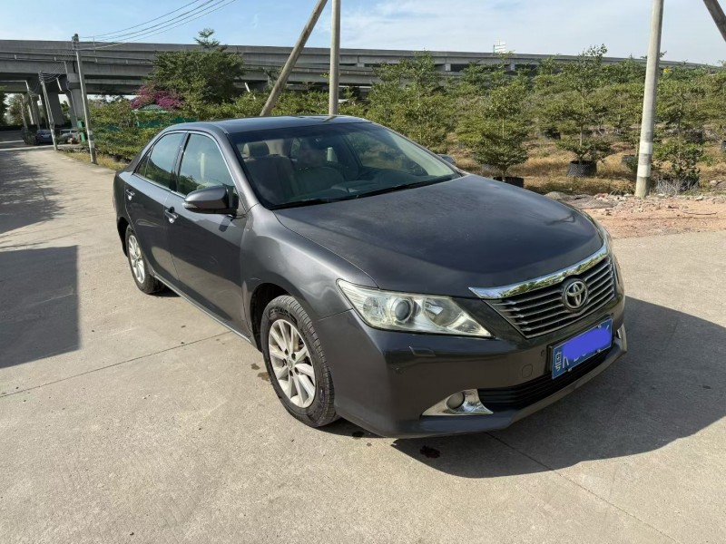 中山13年丰田凯美瑞2