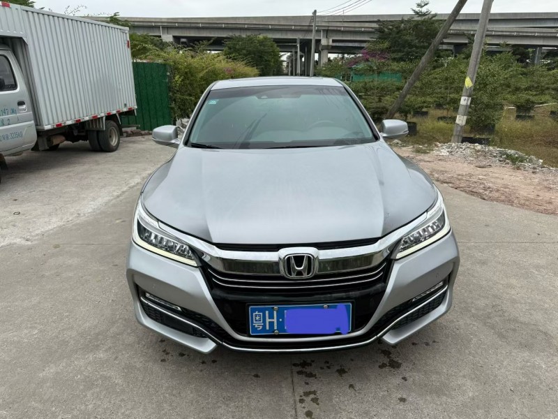 中山16年本田雅阁1