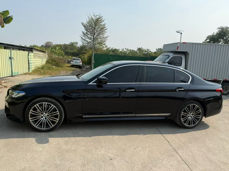 中山18年宝马5系6