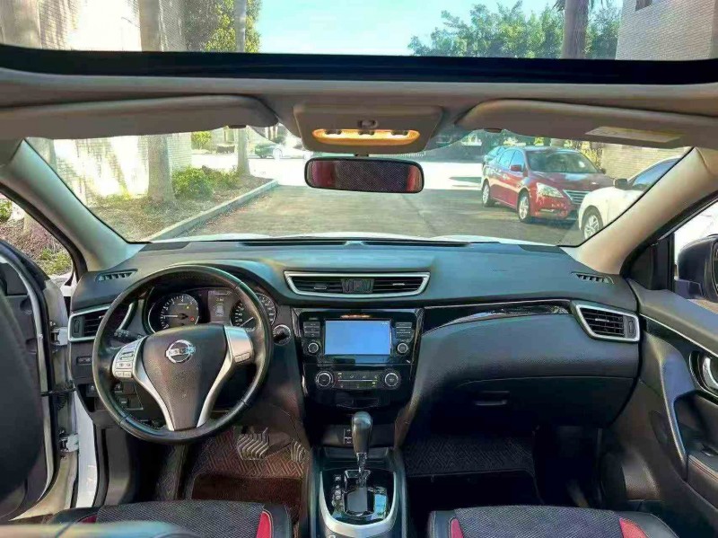 三明18年日产逍客5