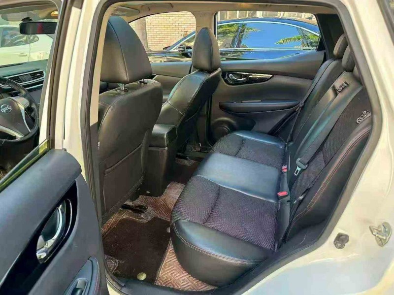 三明18年日产逍客6