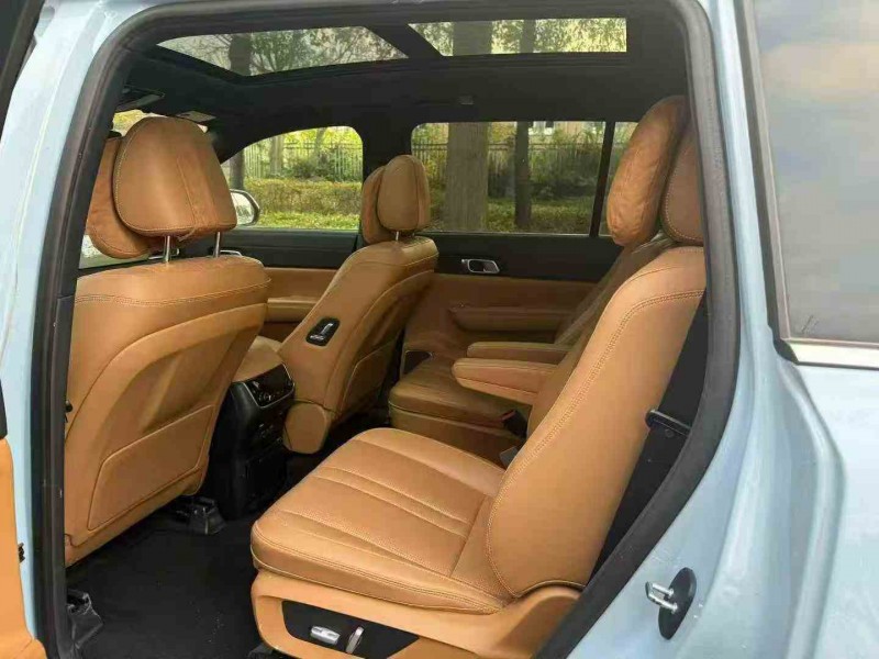 张家界20年理想理想ONE5