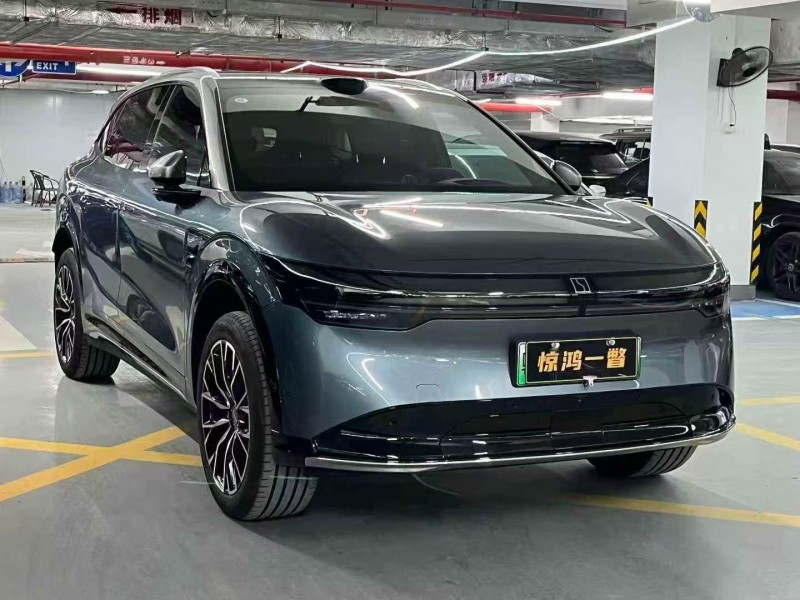 深圳25年极氪汽车7X2