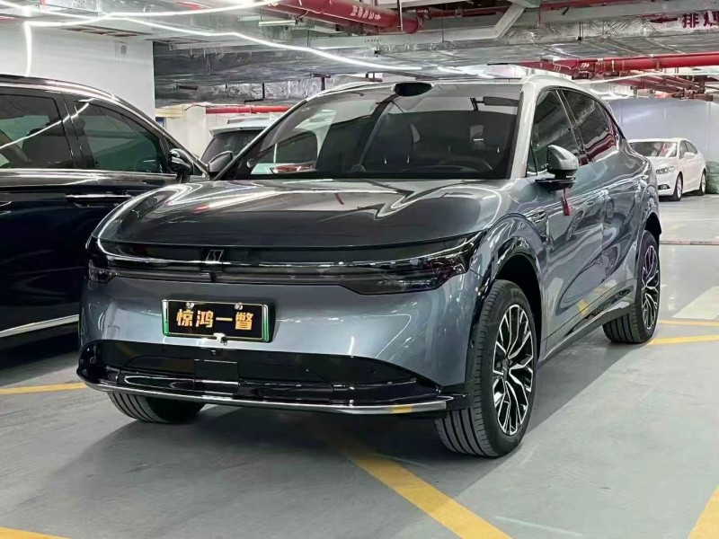 深圳25年极氪汽车7X3