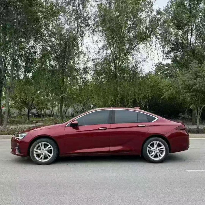 枣庄22年别克君威5