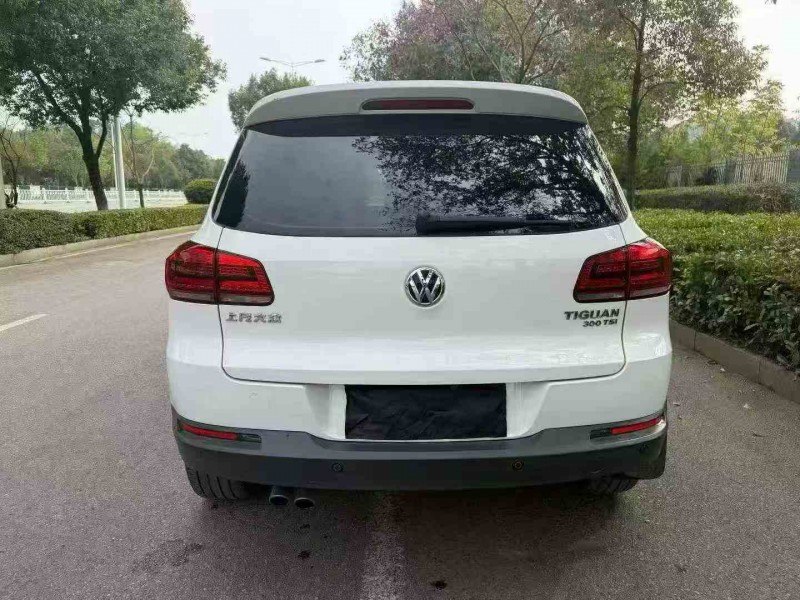 岳阳19年大众途观9