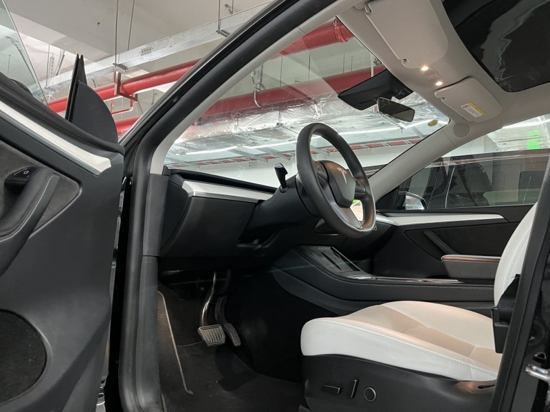 深圳22年特斯拉MODEL Y4