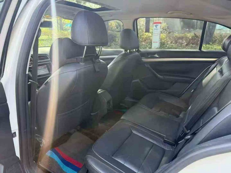 常德16年大众朗逸5