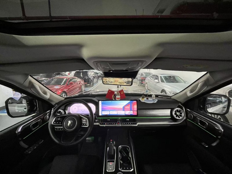 深圳25年长城汽车坦克5