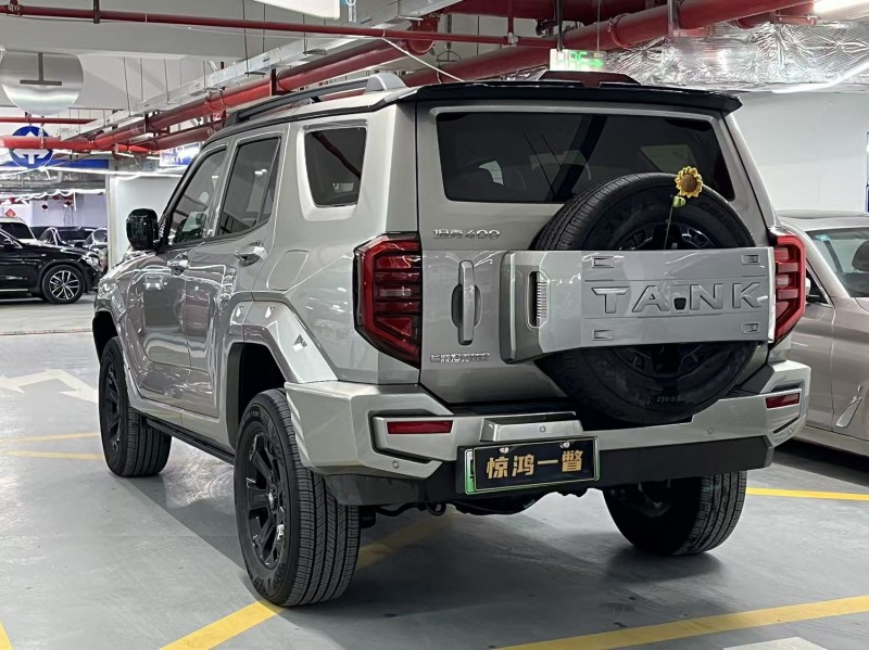 深圳25年长城汽车坦克7