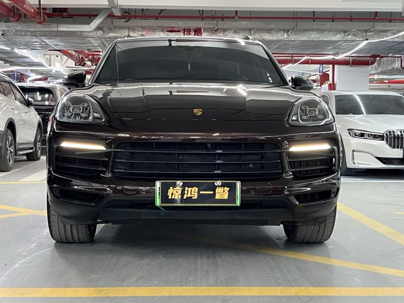 深圳21年保时捷卡宴1