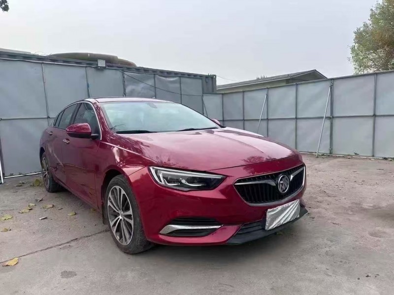 青岛18年别克君威3