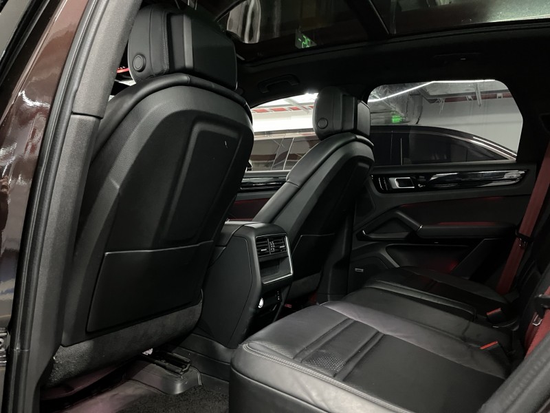 深圳21年保时捷卡宴6