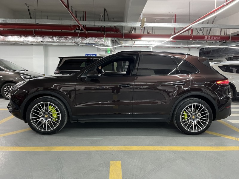 深圳21年保时捷卡宴7