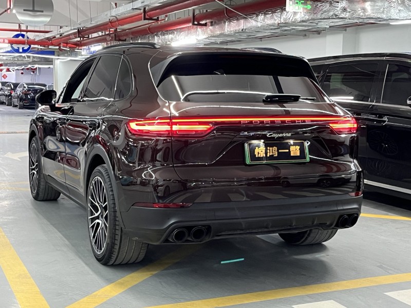 深圳21年保时捷卡宴8