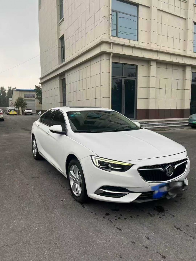 枣庄18年别克君威3