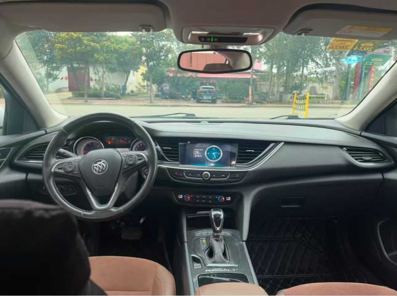 枣庄18年别克君威4