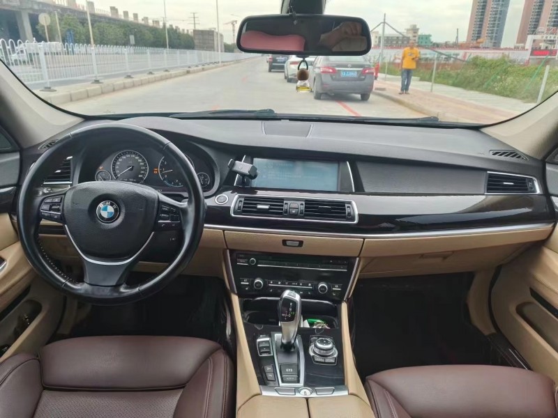 广州11年宝马5系7