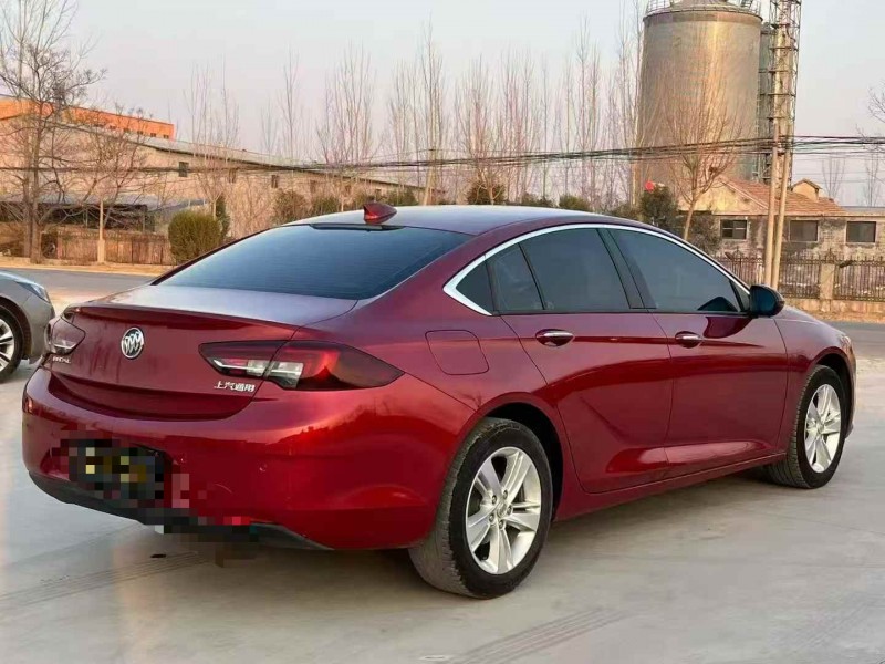 菏泽19年别克君威8