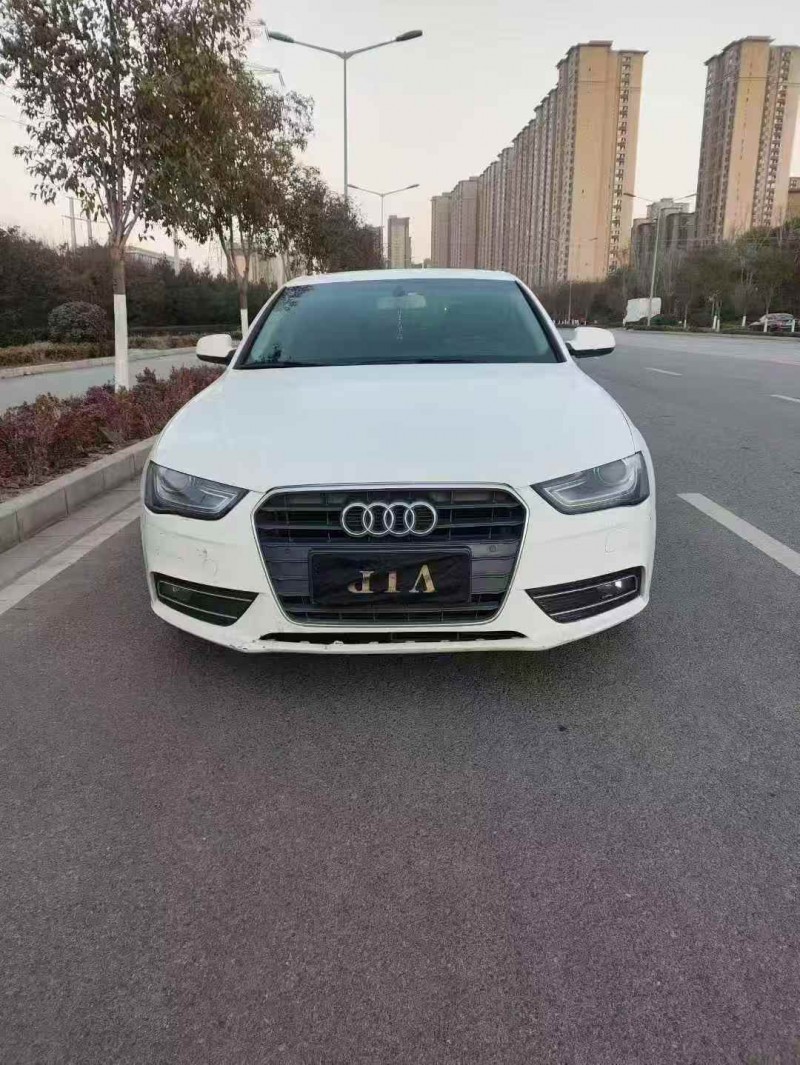 济宁12年奥迪A4L1
