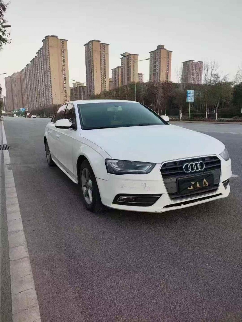 济宁12年奥迪A4L2