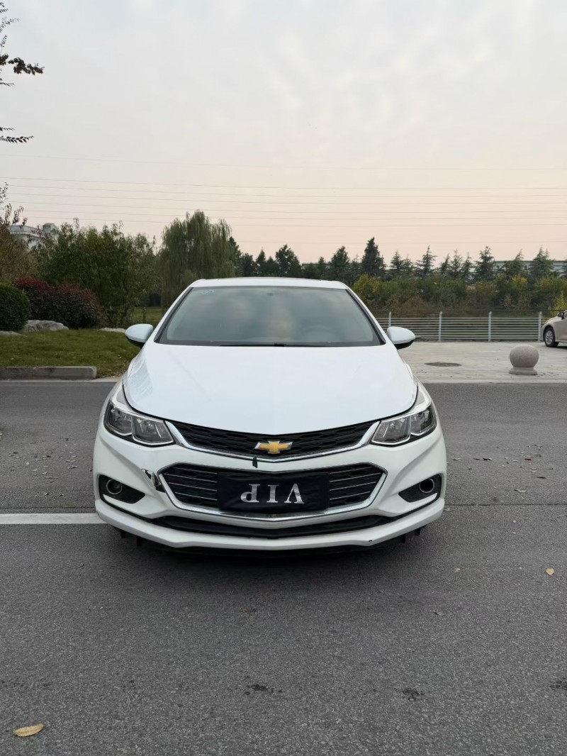 宿迁17年雪佛兰科鲁兹1