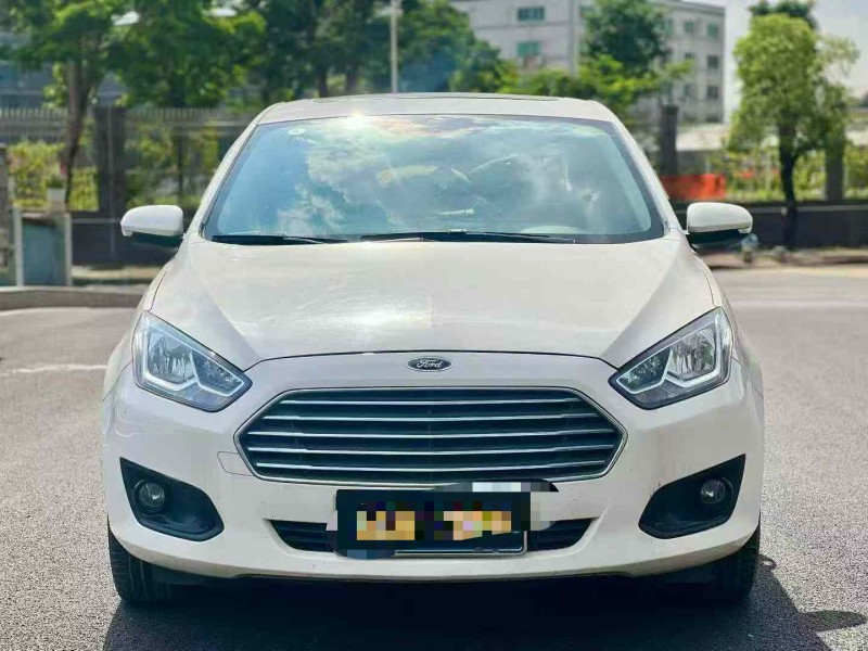 东莞18年福特福睿斯1