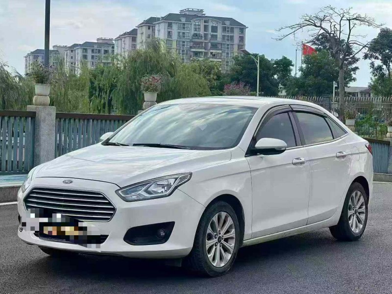 东莞18年福特福睿斯2