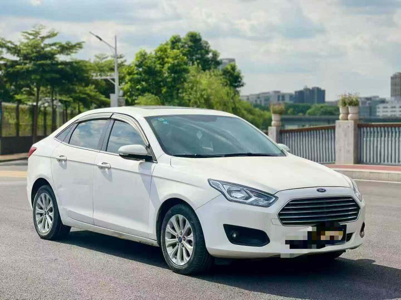 东莞18年福特福睿斯3