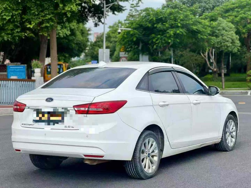 东莞18年福特福睿斯4