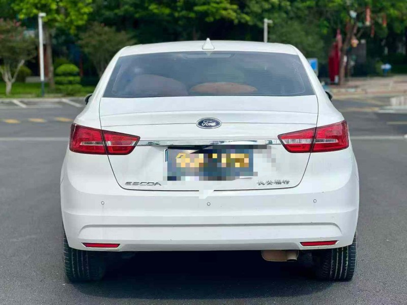 东莞18年福特福睿斯5