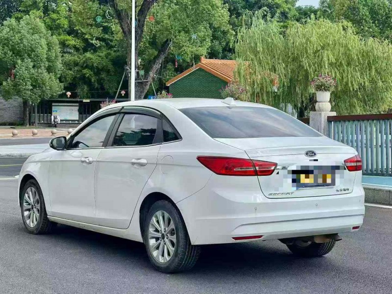 东莞18年福特福睿斯6