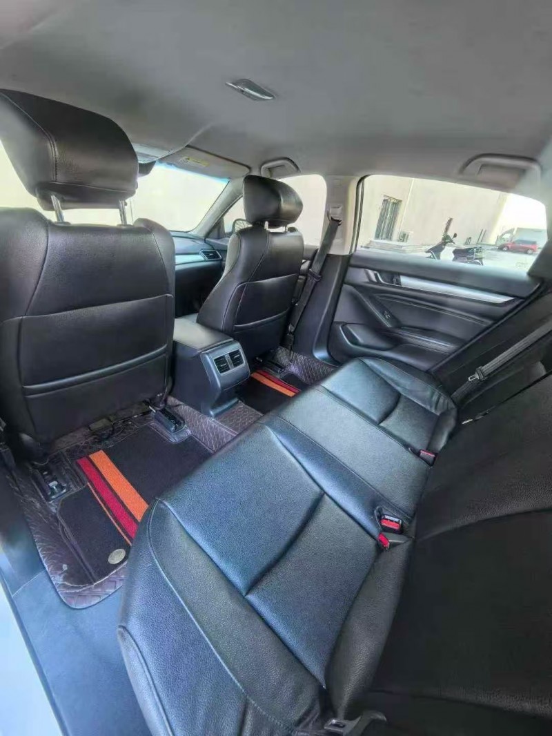 营口21年本田雅阁5