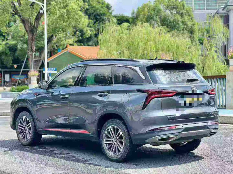 东莞20年长安汽车CS756