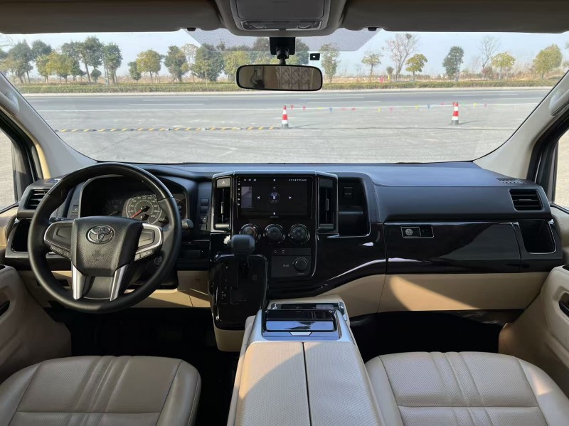 盐城22年丰田海狮4