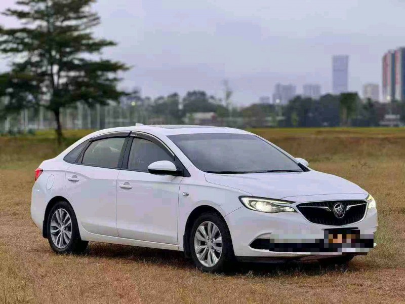 东莞19年别克英朗3