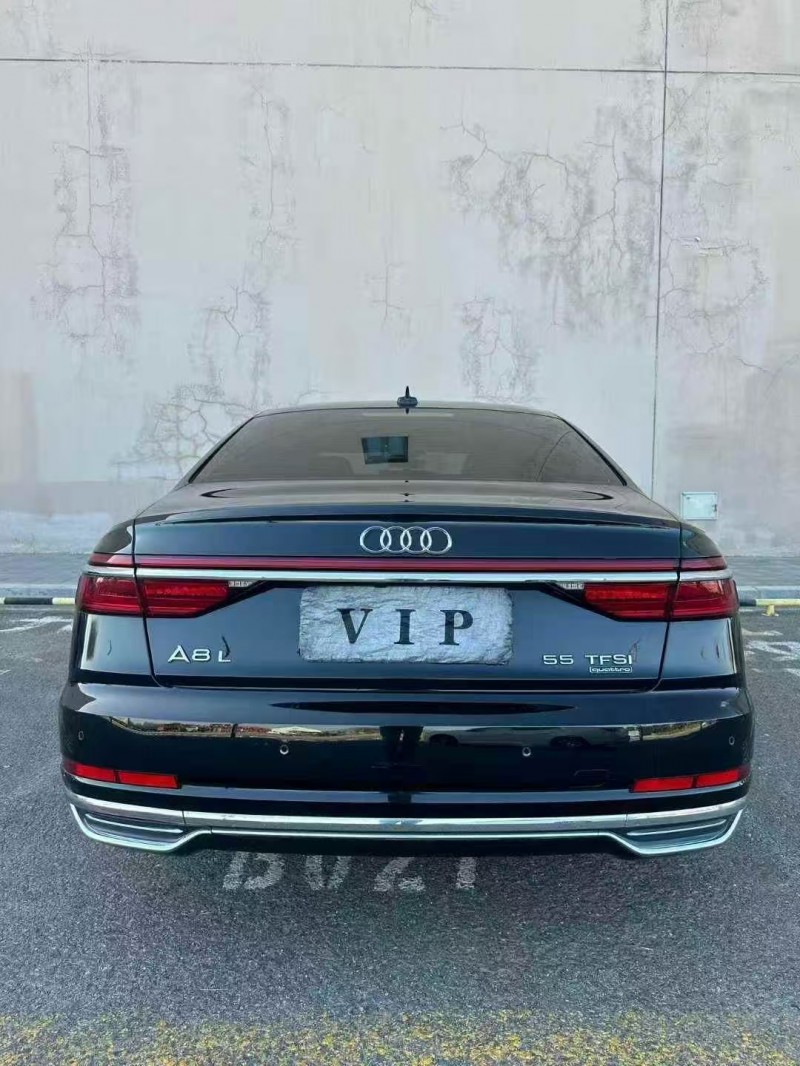 营口23年奥迪A8L8
