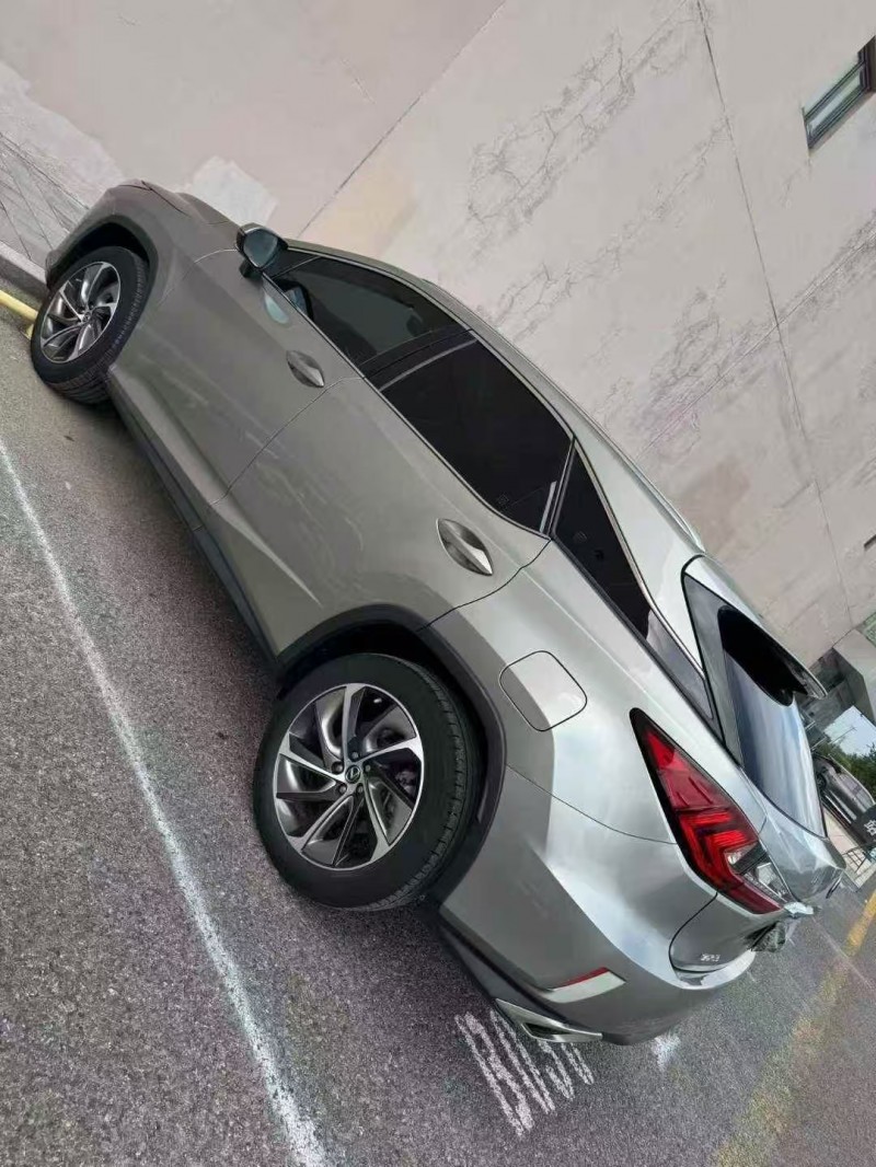 营口18年雷克萨斯RX9