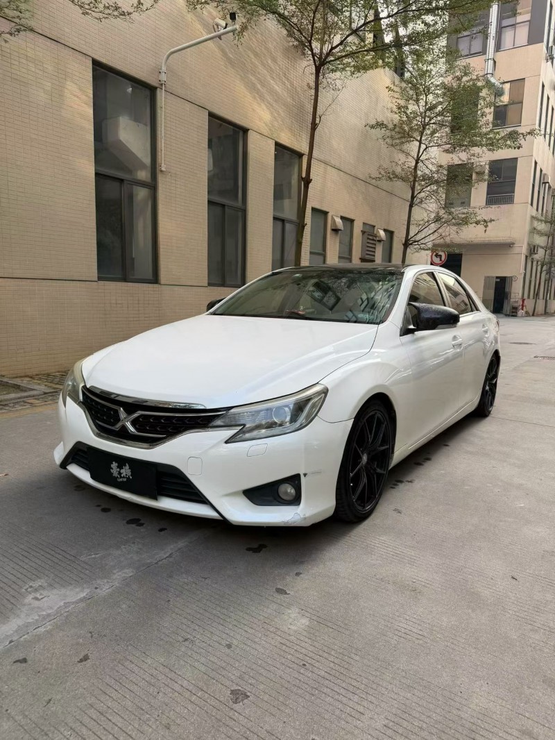 佛山14年丰田锐志3