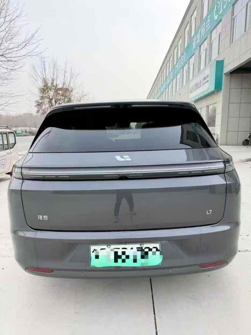 淄博23年理想L79