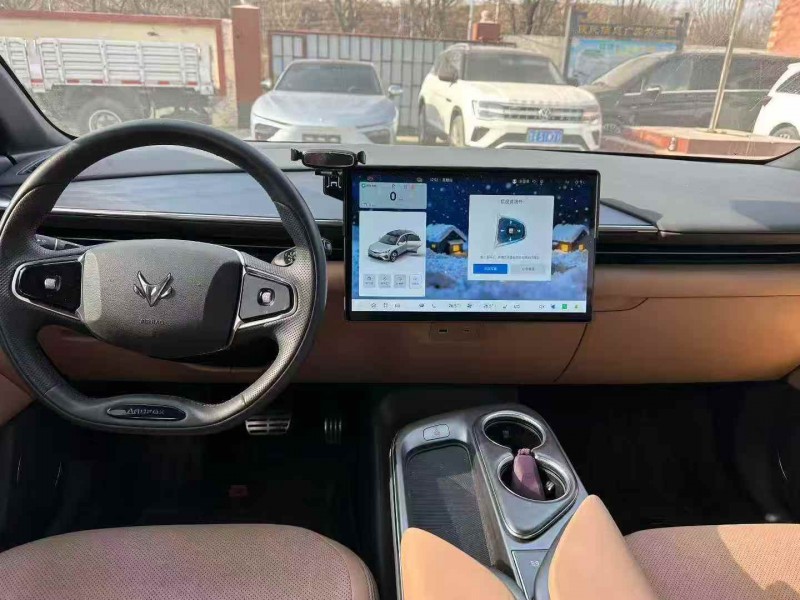 淄博24年极狐汽车阿尔法4