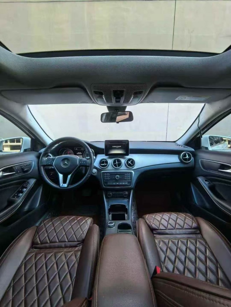 营口16年奔驰GLA3