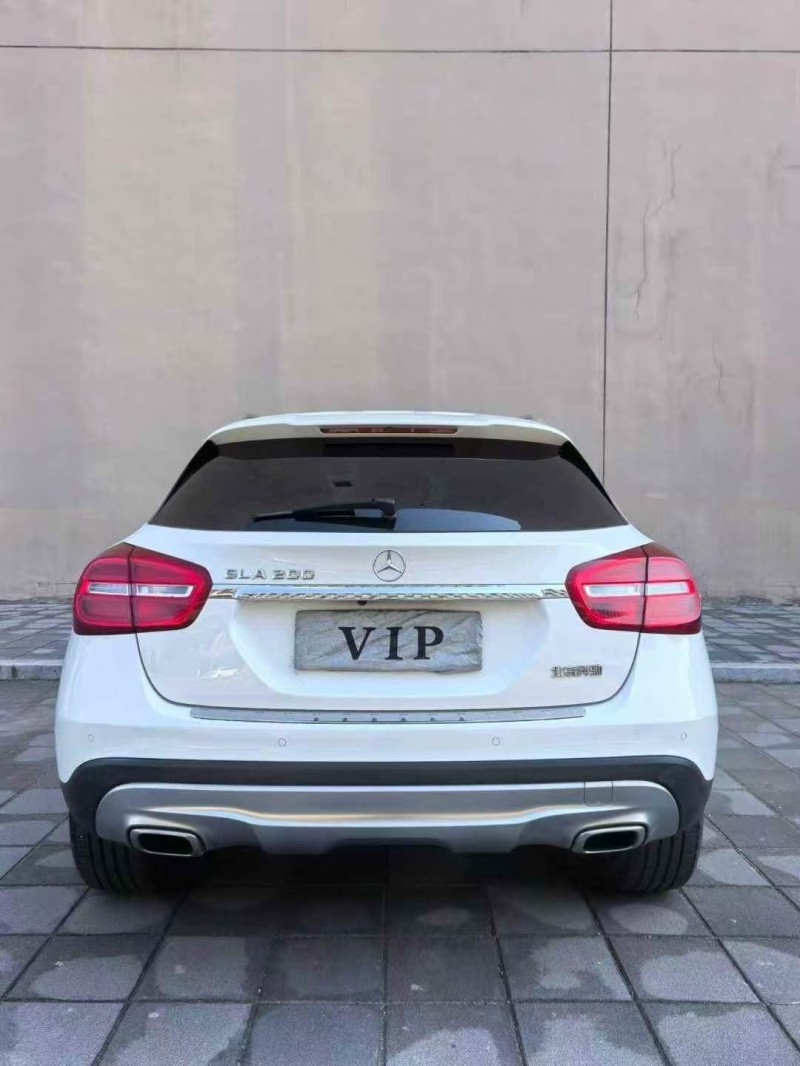 营口16年奔驰GLA5