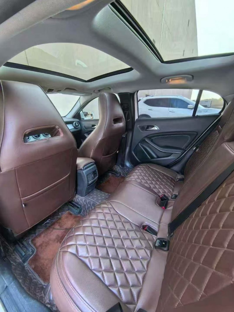 营口16年奔驰GLA8