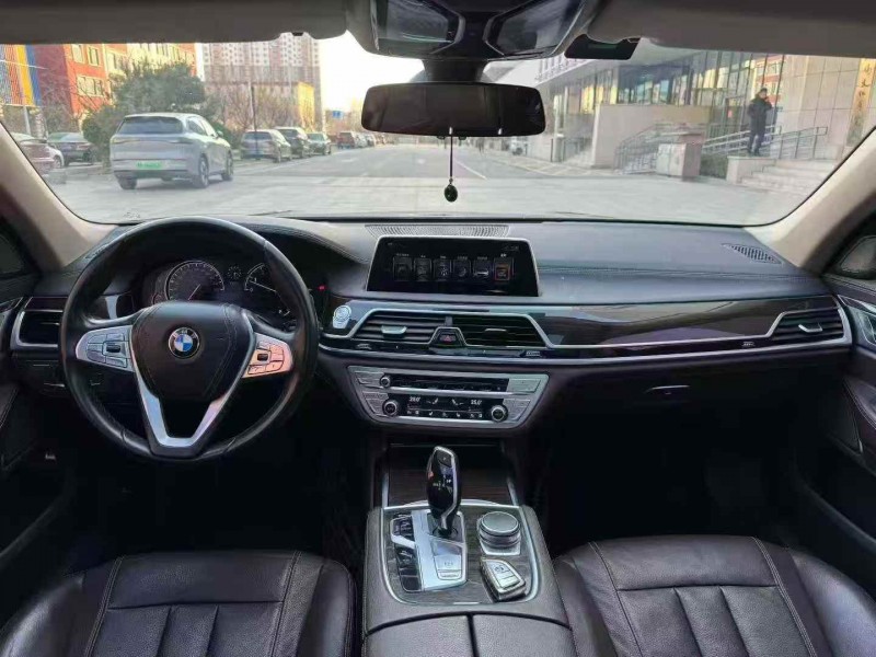 枣庄18年宝马7系5